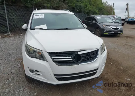 2010 Volkswagen Tiguan Sel из США, поврежденный, VIN WVGAV7AX7AW502508